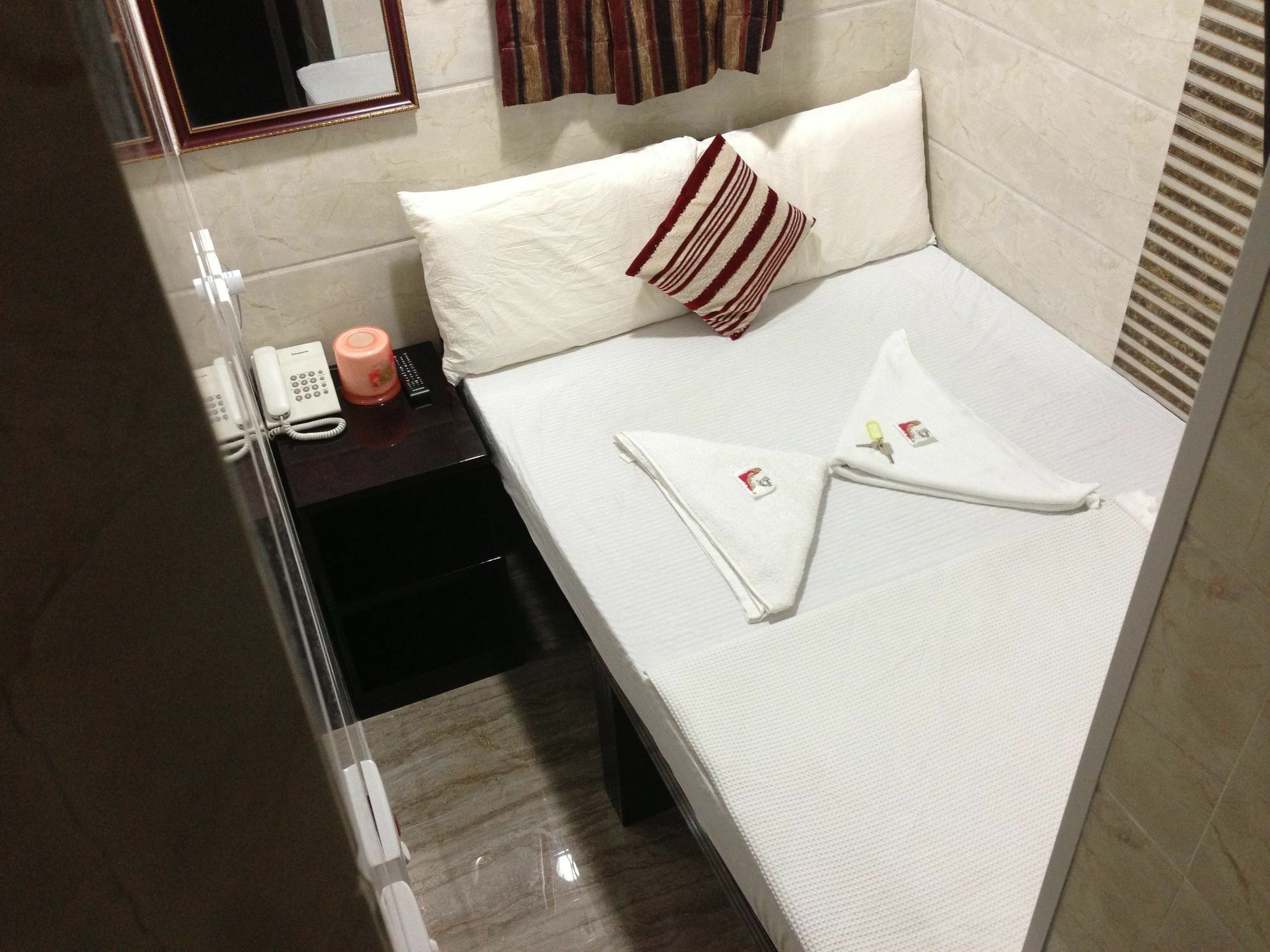 Primo Guesthouse Kowloon  Bagian luar foto