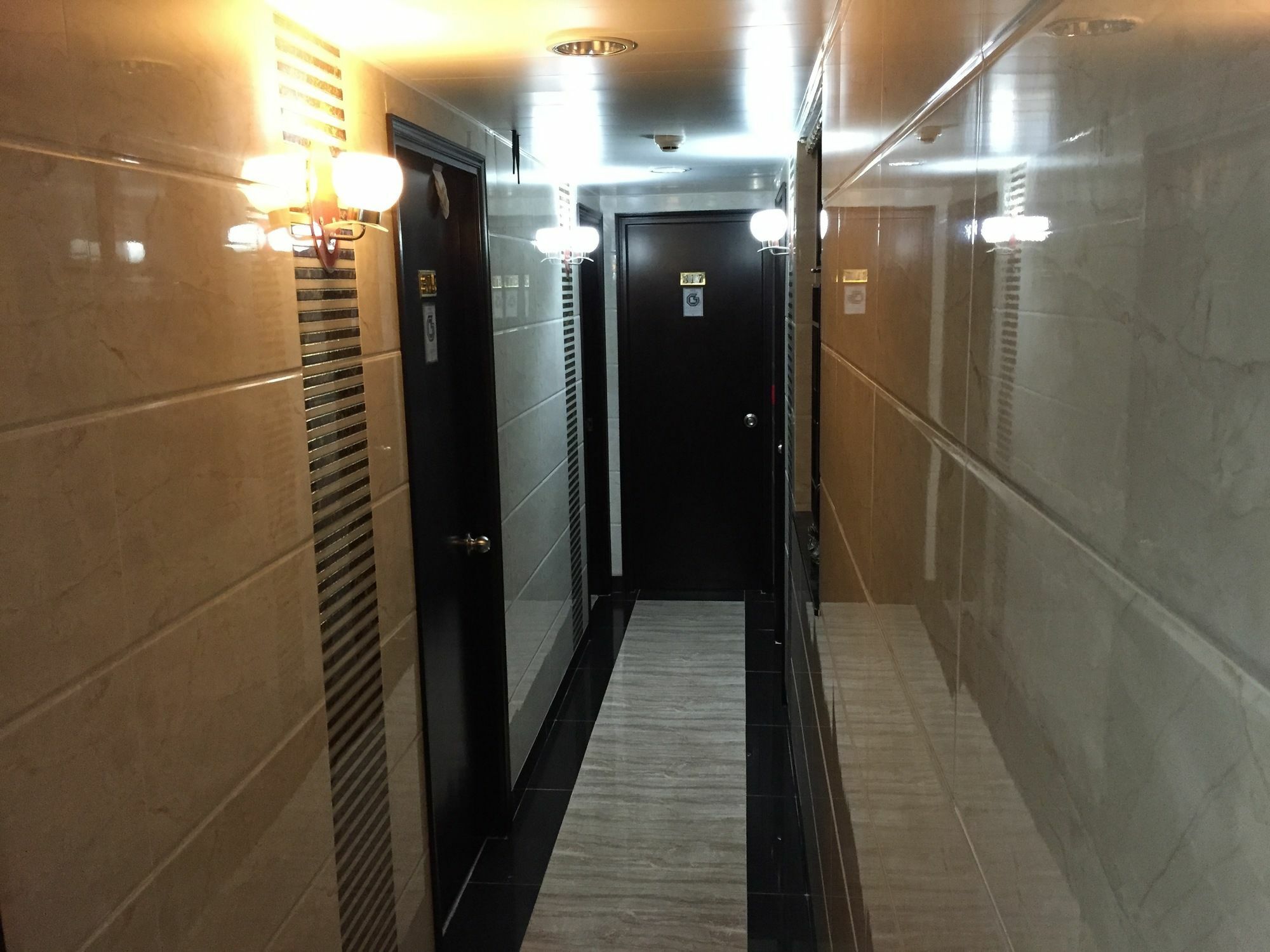 Primo Guesthouse Kowloon  Bagian luar foto